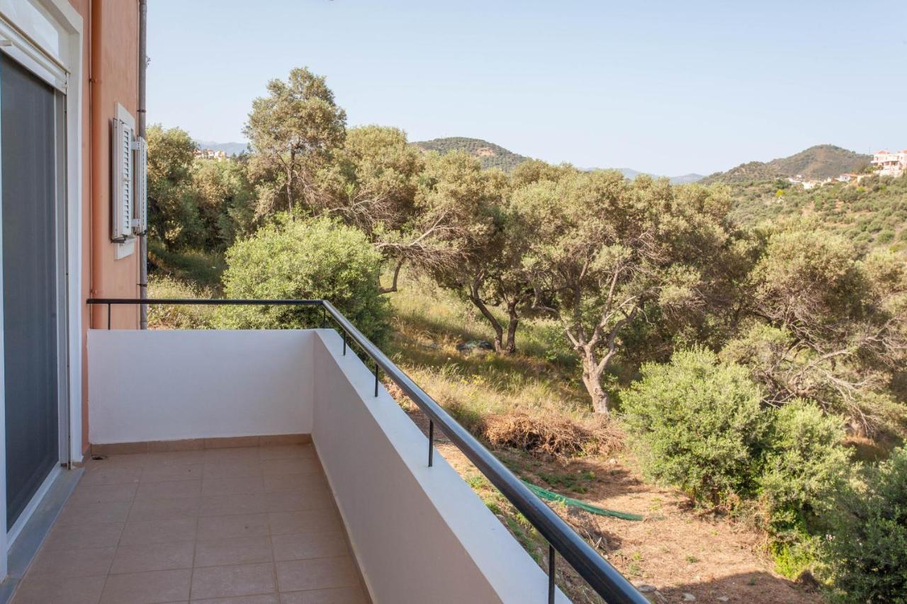 Hillside Seaview Apartment Stalós Екстериор снимка
