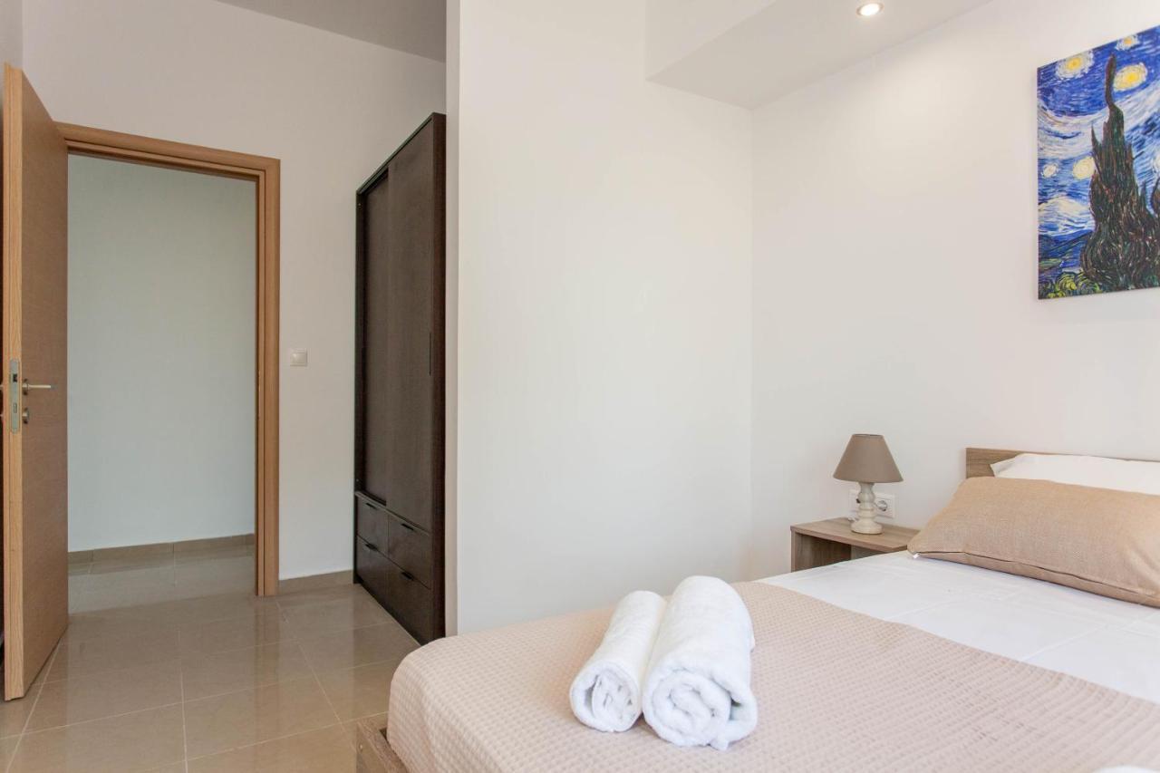 Hillside Seaview Apartment Stalós Екстериор снимка