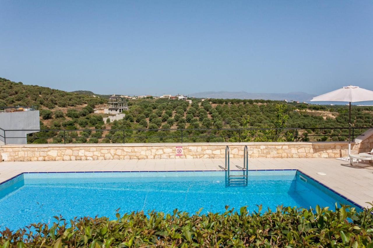 Hillside Seaview Apartment Stalós Екстериор снимка